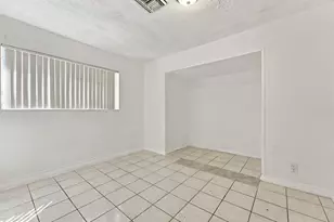 1810 NE 42nd St, Pompano Beach, FL 33064 - Photo 22