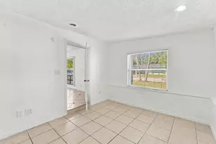 1810 NE 42nd St, Pompano Beach, FL 33064 - Photo 20