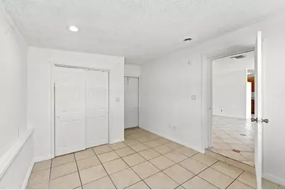 1810 NE 42nd Street, Pompano Beach, FL 33064 - Photo 18