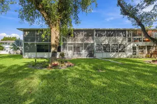 62 Oakridge E, Deerfield Beach, FL 33442 - Photo 22