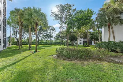 4700 Lucerne Lakes Blvd W #306, Lake Worth, FL 33467 - Photo 24
