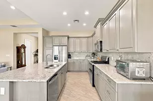 16159 Melogold Dr, The Acreage, FL 33470 - Photo 22