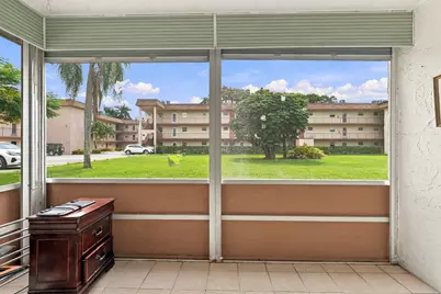705 Lori Drive #102, Palm Springs, FL 33461 - Photo 14
