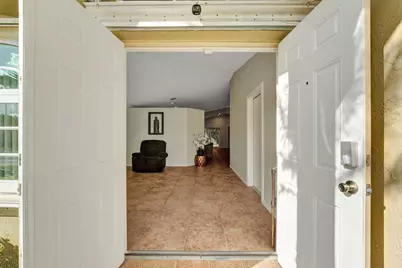 226 SW 206th Avenue, Pembroke Pines, FL 33029 - Photo 6
