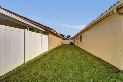 226 SW 206th Avenue, Pembroke Pines, FL 33029 - Photo 46