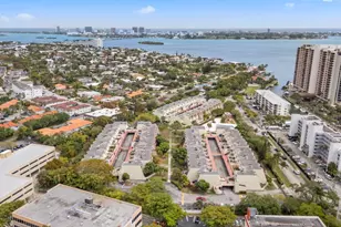 1655 NE 115th St, Miami, FL 33181 - Photo 20