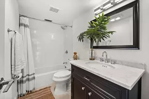 1655 NE 115th St, Miami, FL 33181 - Photo 14