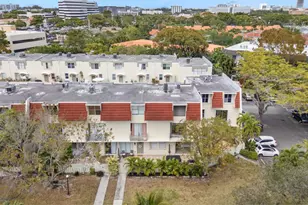 1655 NE 115th St, Miami, FL 33181 - Photo 18