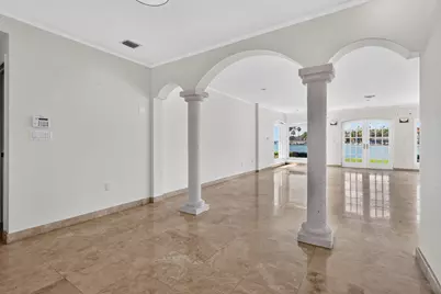 7500 W Treasure Drive, North Bay Village, FL 33141 - Photo 8