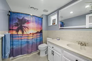 2205 N Surf Rd, Hollywood, FL 33019 - Photo 46