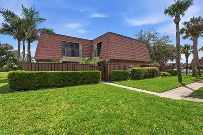 3733 SW Sunset Trace Circle, Palm City, FL 34990 - Photo 2