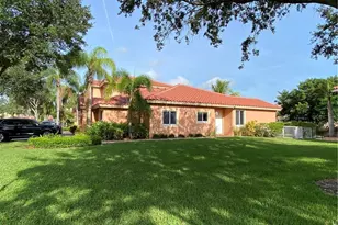 12603 NW 56th Dr, Coral Springs, FL 33076 - Photo 2