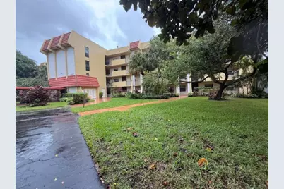 23345 Carolwood Lane #405, Boca Raton, FL 33428 - Photo 4