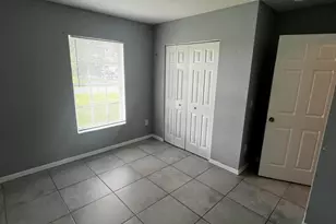 517 SW Fairway Ave, Port Saint Lucie, FL 34983 - Photo 18