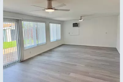 617 SE 8th Avenue, Deerfield Beach, FL 33441 - Photo 16