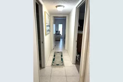 1215 S Drive Way #D, Delray Beach, FL 33445 - Photo 12