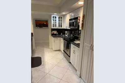 10941 Ladera Lane #B, Boca Raton, FL 33498 - Photo 8