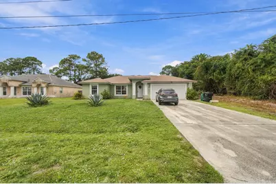 325 SE Thornhill Drive, Port Saint Lucie, FL 34983 - Photo 2