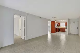 321 Norwood Terrace, Boca Raton, FL 33431 - Photo 4