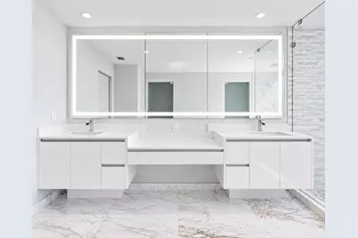 851 NE 1st Avenue #4401, Miami, FL 33132 - Photo 6