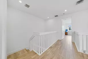131 S E 7th Way, Pompano Beach, FL 33060 - Photo 20