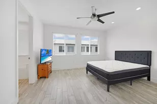 131 S E 7th Way, Pompano Beach, FL 33060 - Photo 22