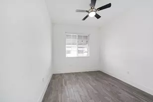 131 S E 7th Way, Pompano Beach, FL 33060 - Photo 16