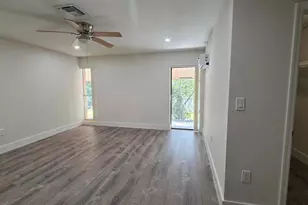 2421 N 40th Ave, Hollywood, FL 33021 - Photo 18