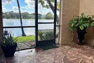 1424 NW 97th Terrace, Pembroke Pines, FL 33024 - Photo 10
