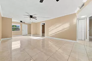 8285 Sunrise Lakes Blvd, Sunrise, FL 33322 - Photo 4
