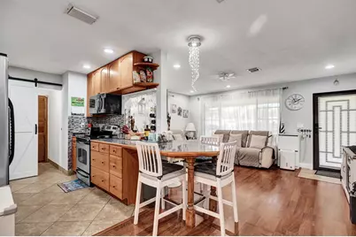 2610 NW 74th Avenue, Hollywood, FL 33024 - Photo 10