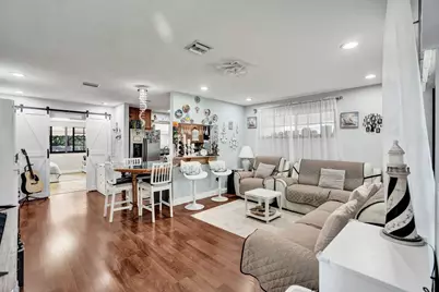 2610 NW 74th Avenue, Hollywood, FL 33024 - Photo 4