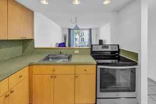 345 Ocean Dr, Miami Beach, FL 33139 - Photo 18