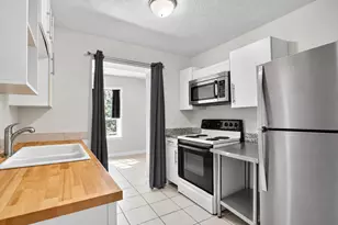 1340 Longwood St, West Palm Beach, FL 33401 - Photo 14