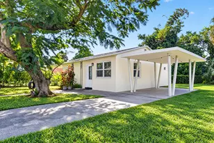 1340 Longwood St, West Palm Beach, FL 33401 - Photo 1