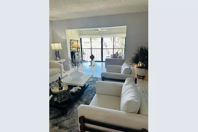 21755 Arriba Real, Boca Raton, FL 33433 - Photo 8