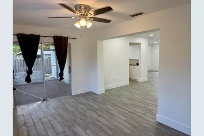 8361 NW 27th Place, Sunrise, FL 33322 - Photo 12
