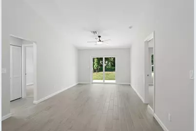 5664 SE 45th Avenue, Stuart, FL 34997 - Photo 14