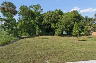 5664 SE 45th Ave, Stuart, FL 34997 - Photo 22
