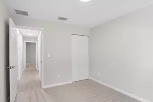 5664 SE 45th Ave, Stuart, FL 34997 - Photo 8