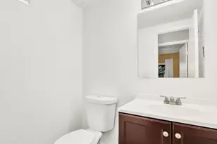184 Norwich H, West Palm Beach, FL 33417 - Photo 4