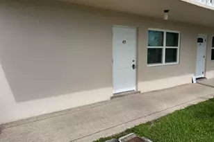49 Hastings D, West Palm Beach, FL 33417 - Photo 4