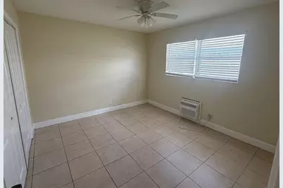 1415 N J Street #4, Lake Worth, FL 33460 - Photo 6