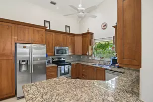 9815 Malvern Dr, Tamarac, FL 33321 - Photo 10