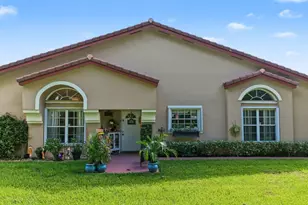 9815 Malvern Dr, Tamarac, FL 33321 - Photo 6