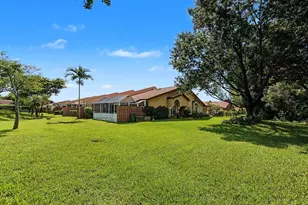 9815 Malvern Dr, Tamarac, FL 33321 - Photo 2