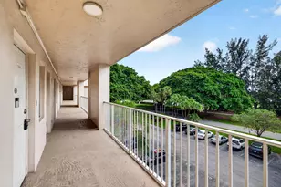 2601 S Course Dr, Pompano Beach, FL 33069 - Photo 8