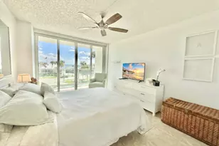 333 NE 21st Ave, Deerfield Beach, FL 33441 - Photo 4