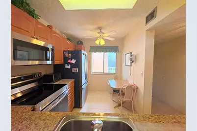 6935 Huntington Lane #404, Delray Beach, FL 33446 - Photo 6