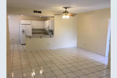 12060 NW 11th Street #12060, Pembroke Pines, FL 33026 - Photo 2